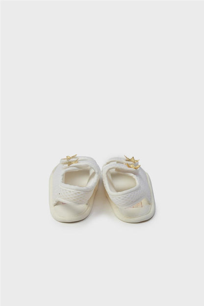 Baby Girl White Bootees - BgStore