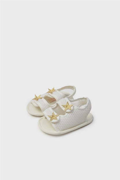 Baby Girl White Bootees - BgStore