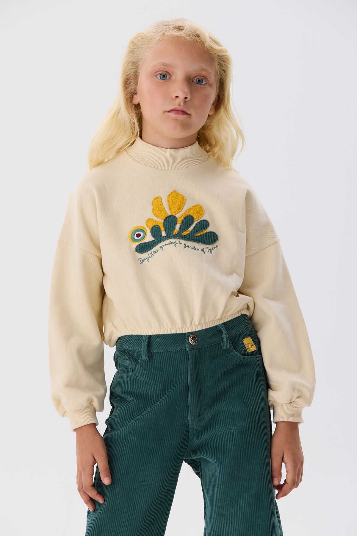 Girl Beige Sweatshirt - BgStore