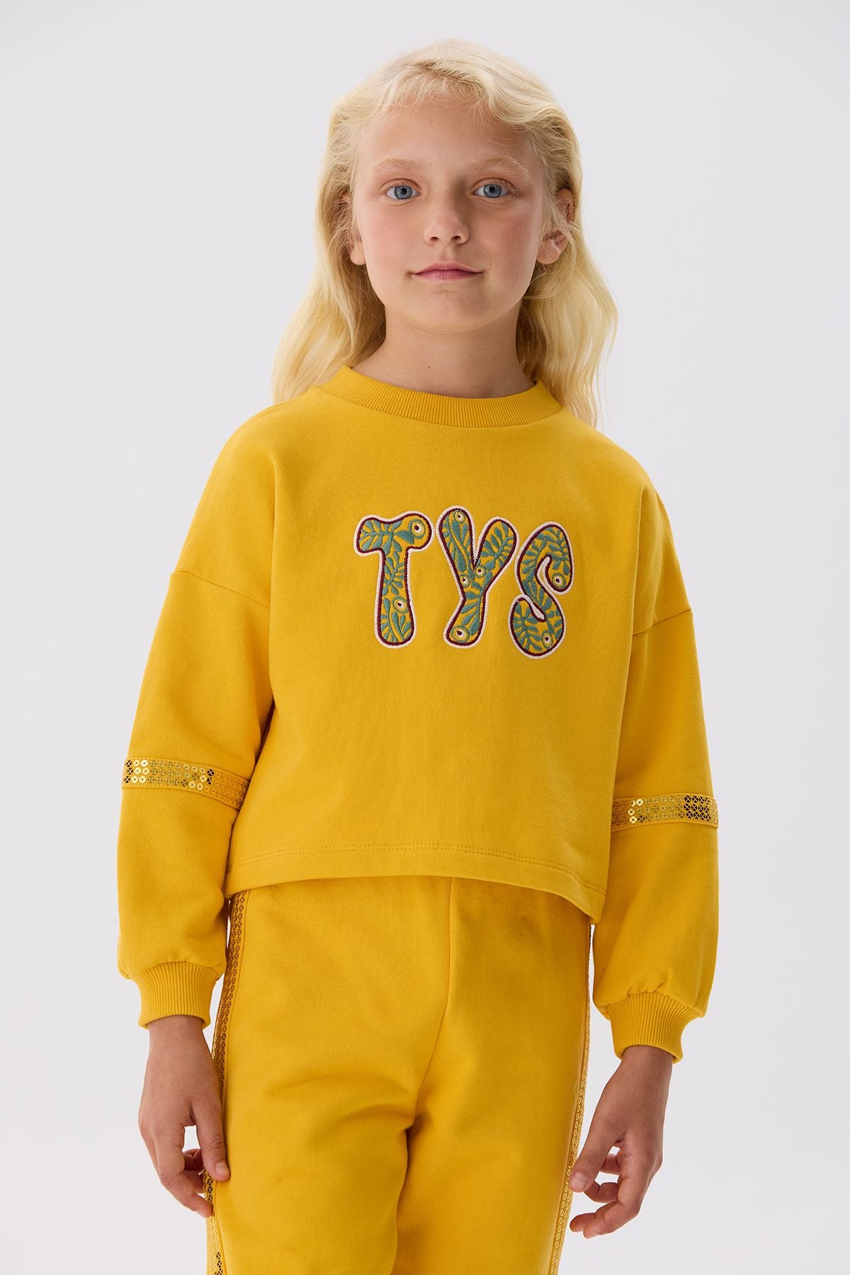 Girl Mustard Sweatshirt - BgStore