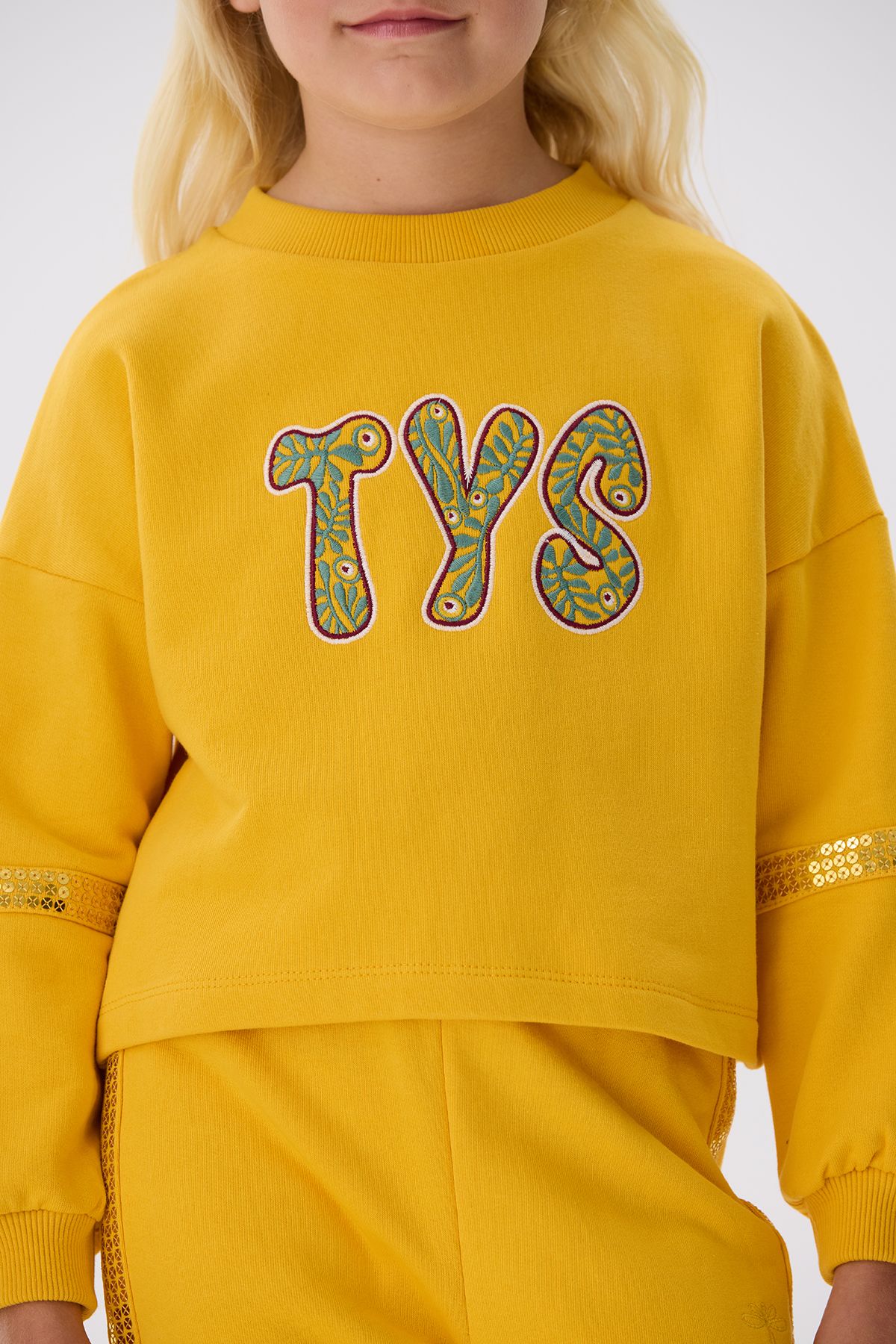 Girl Mustard Sweatshirt - BgStore